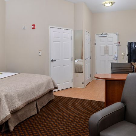 Candlewood Suites Turlock By Ihg Exterior photo