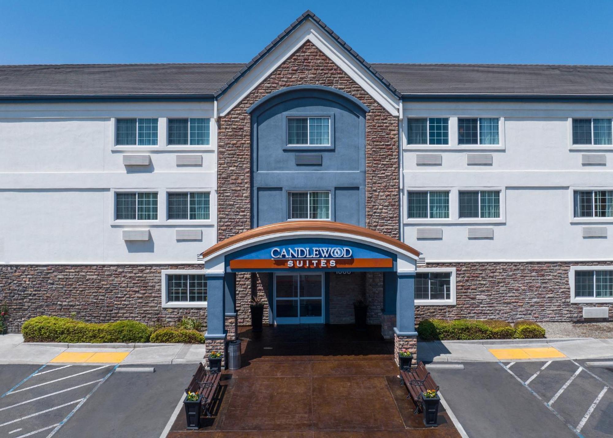 Candlewood Suites Turlock By Ihg Exterior photo