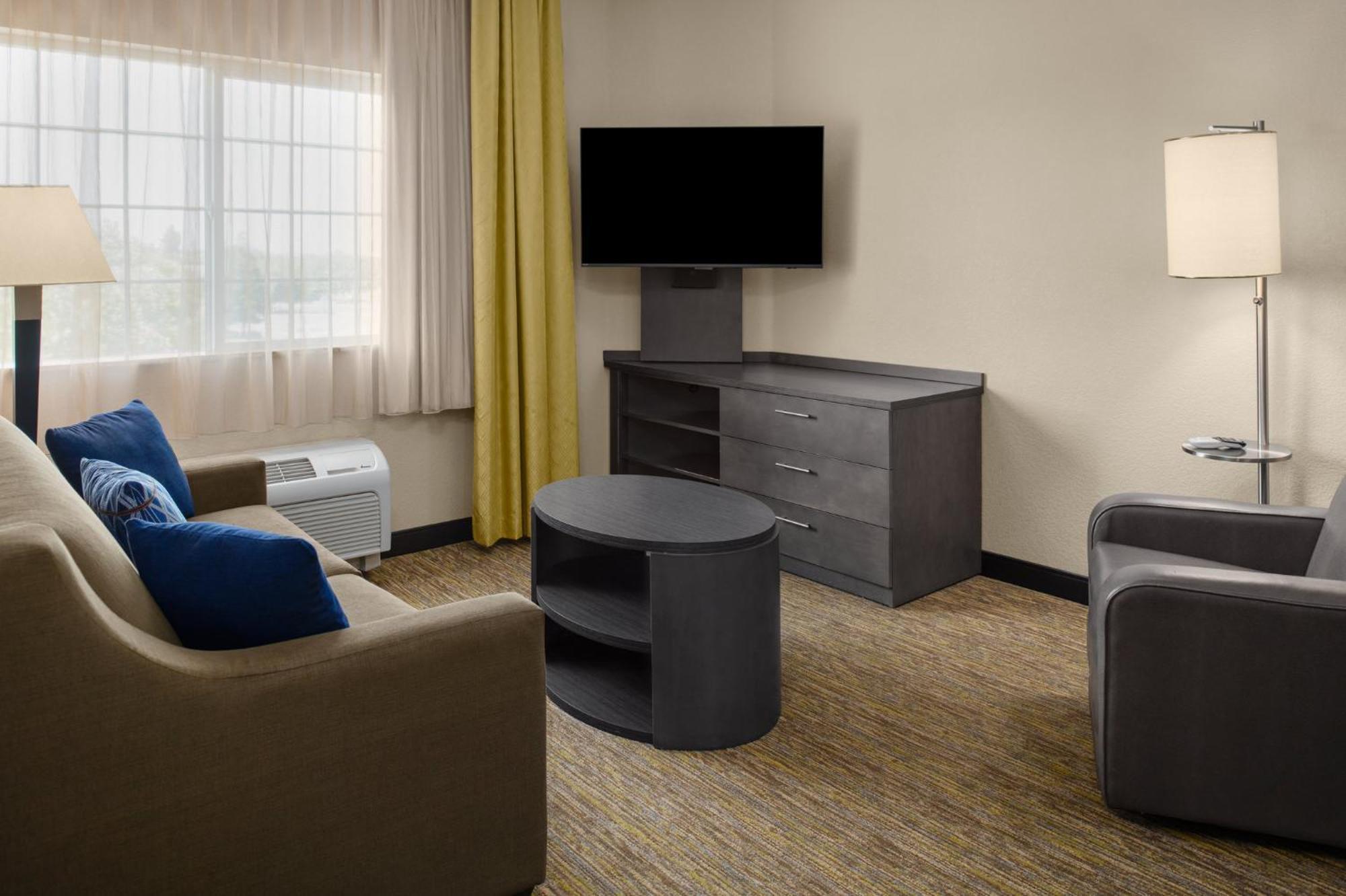 Candlewood Suites Turlock By Ihg Exterior photo