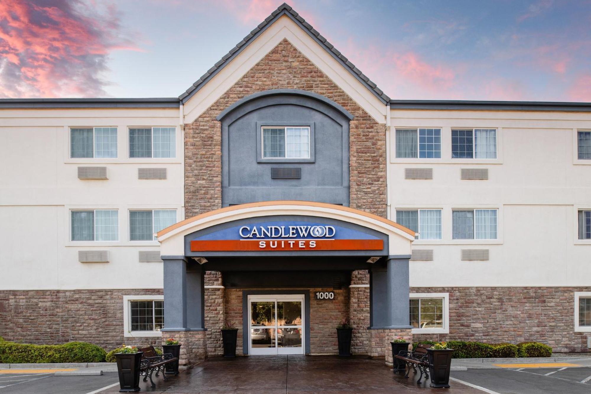 Candlewood Suites Turlock By Ihg Exterior photo