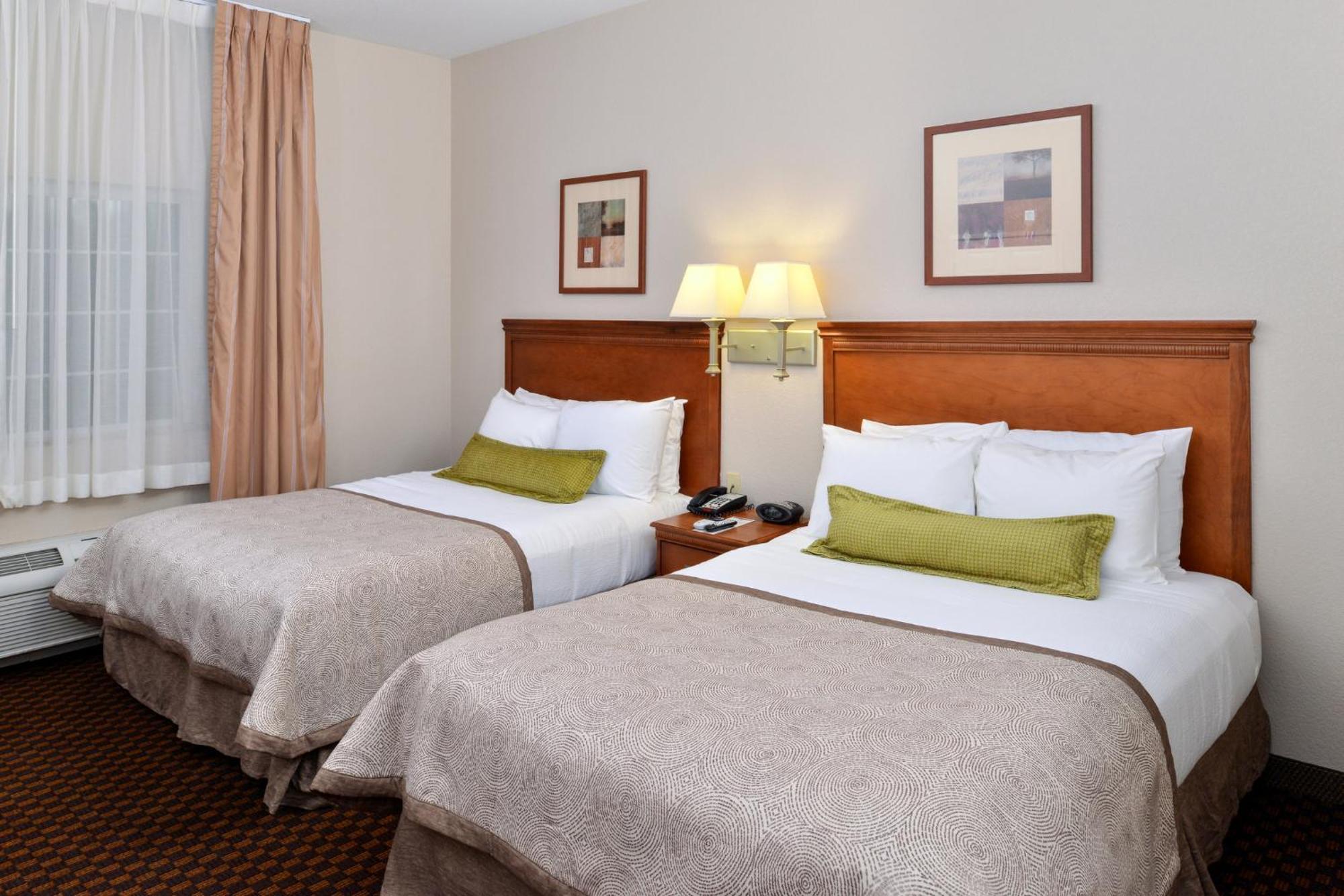 Candlewood Suites Turlock By Ihg Exterior photo