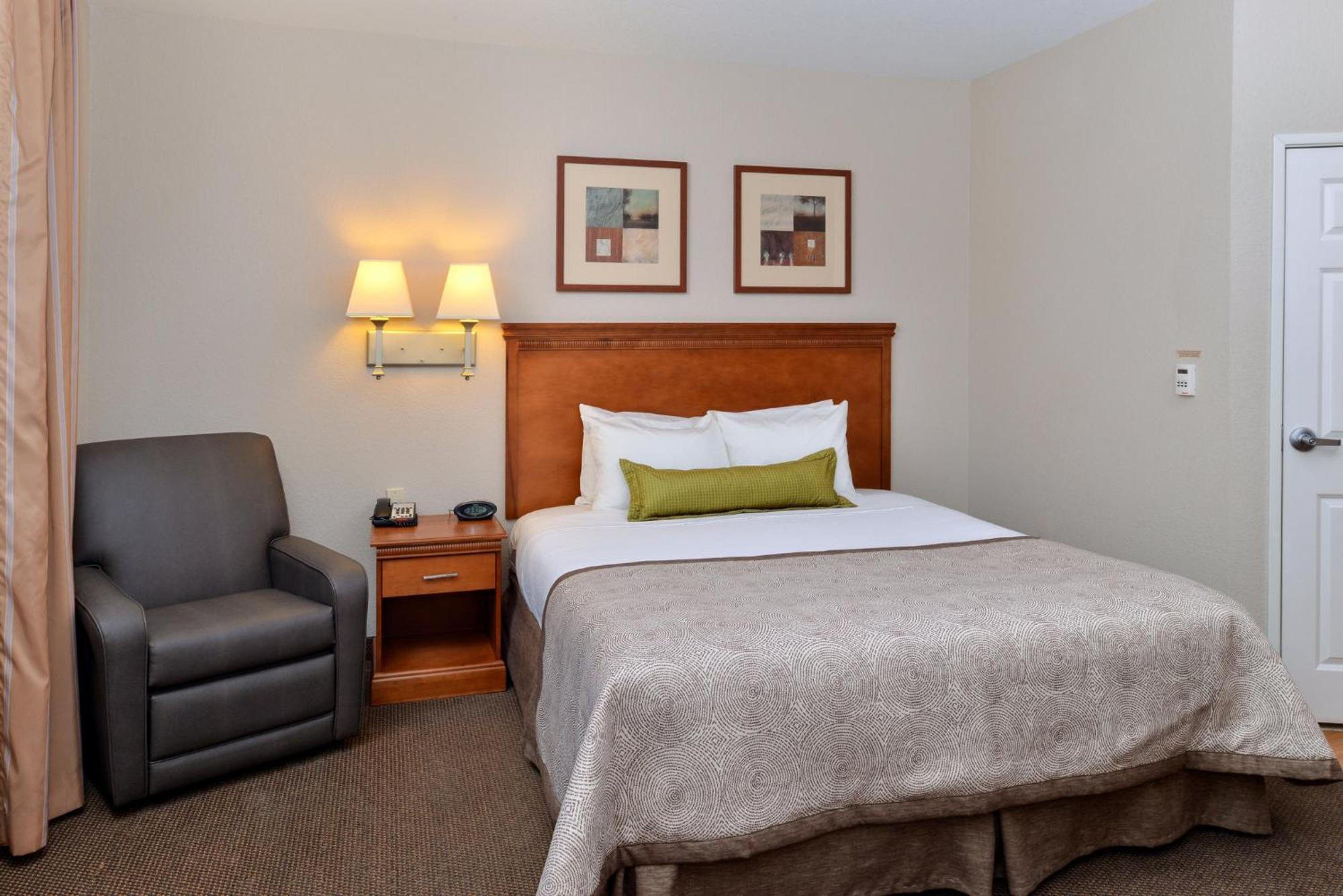 Candlewood Suites Turlock By Ihg Exterior photo